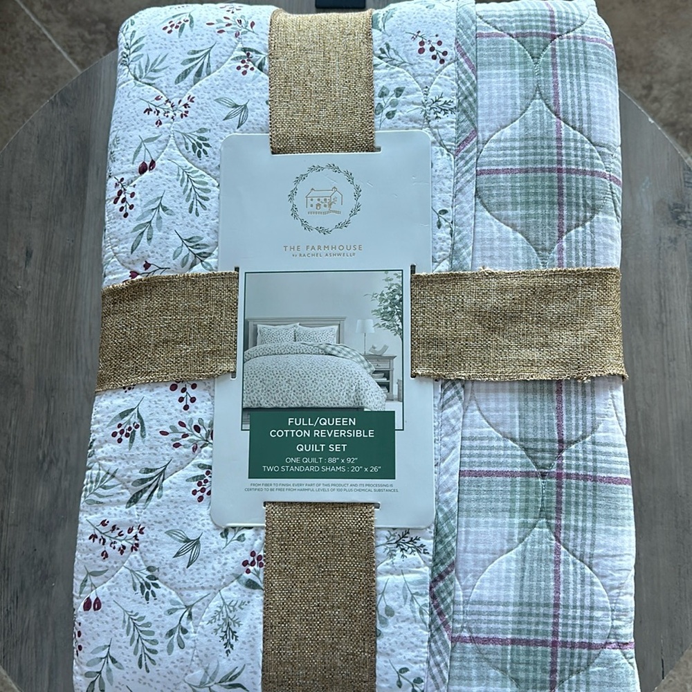 The Farmhouse by Rachel Ashwell Cotton Reversible Quilt Set Queen NEW